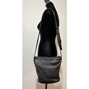 Vintage Coach EUC Black Pebbled Leather Sonoma Bucket Bag Purse Tote Crossbody
